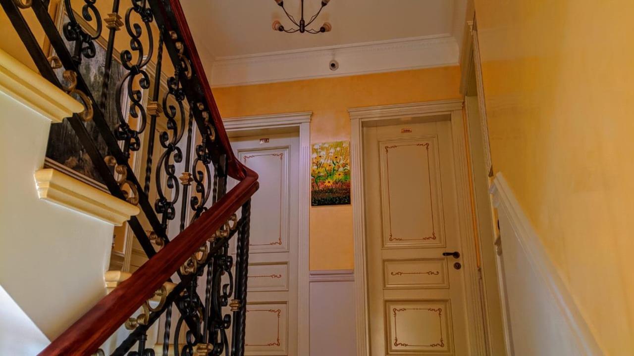 Hotel Guri Elbasan Exterior foto